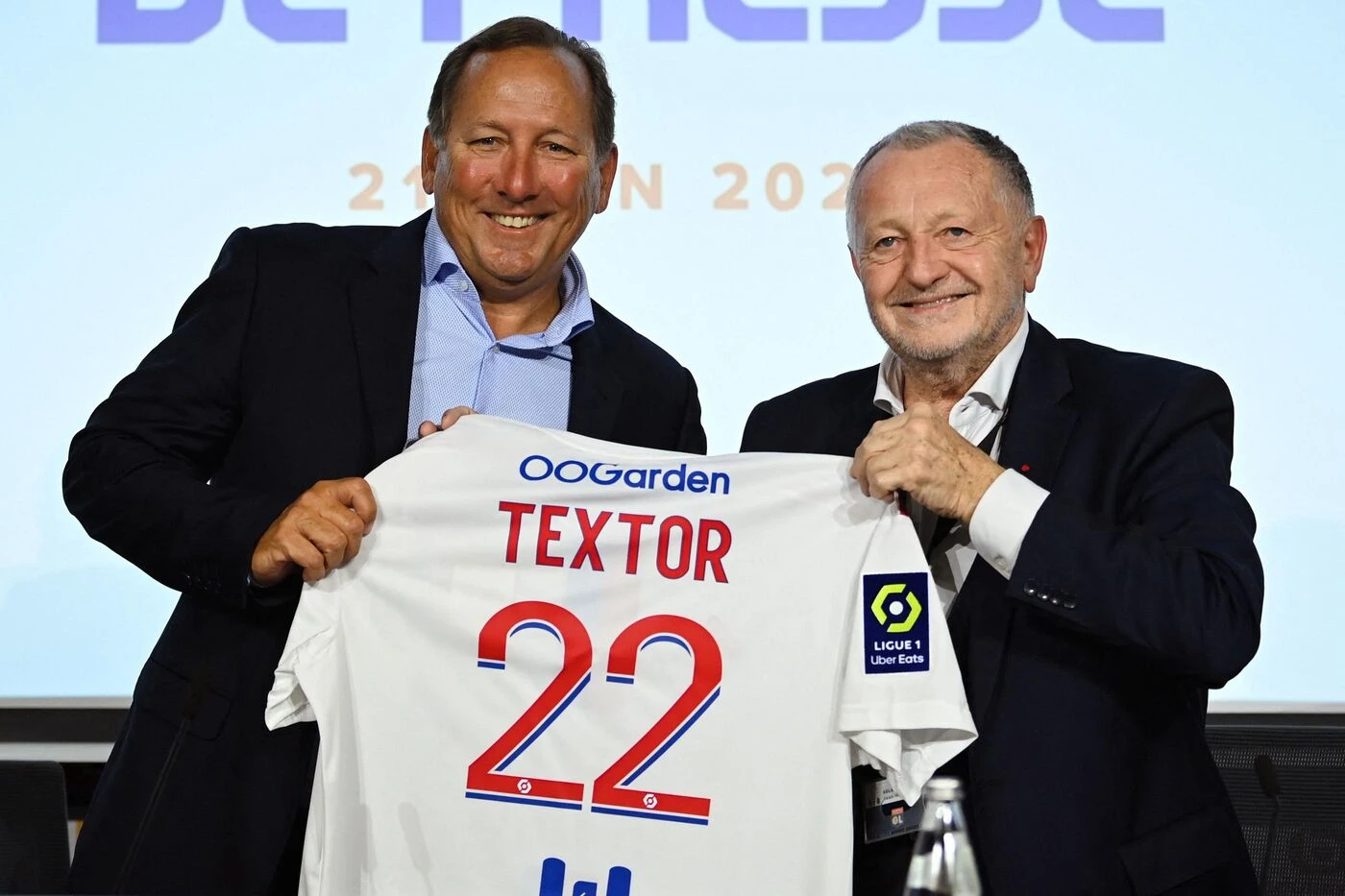 Lyon en Ligue 2 : « Un coup terrible pour tous ceux qui aiment profondément l’OL », cingle Jean-Michel Aulas