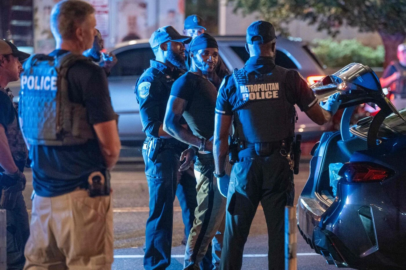 « Cela joue avec nos nerfs » : les canulars au « swatting » envahissent les universités américaines