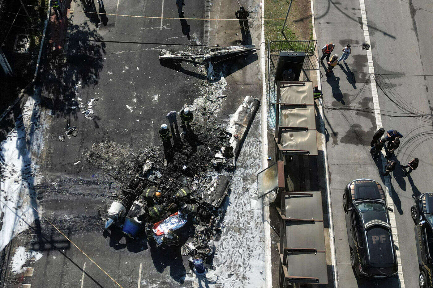 Brésil : deux morts après le crash d’un petit avion en pleine rue à Sao Paulo