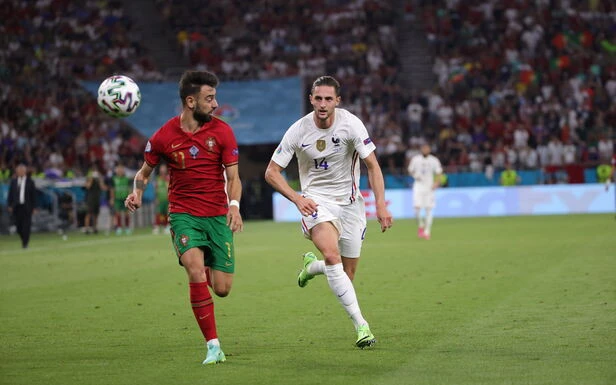 Euro 2021 : Adrien Rabiot tient la corde pour jouer latéral gauche contre la Suisse