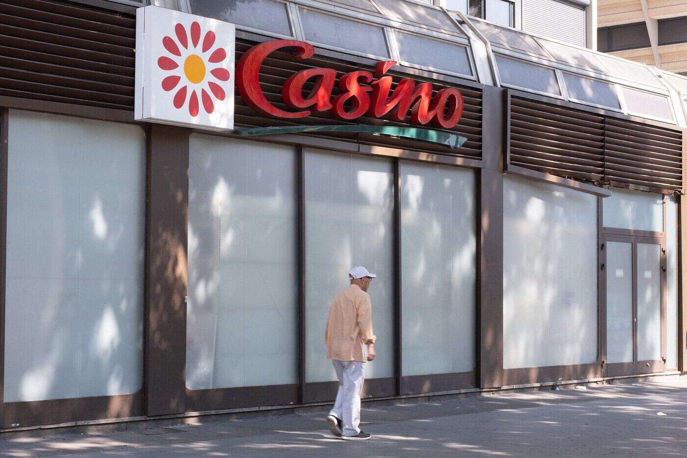 Plans sociaux chez Casino : le distributeur prévoit 2 200 licenciements