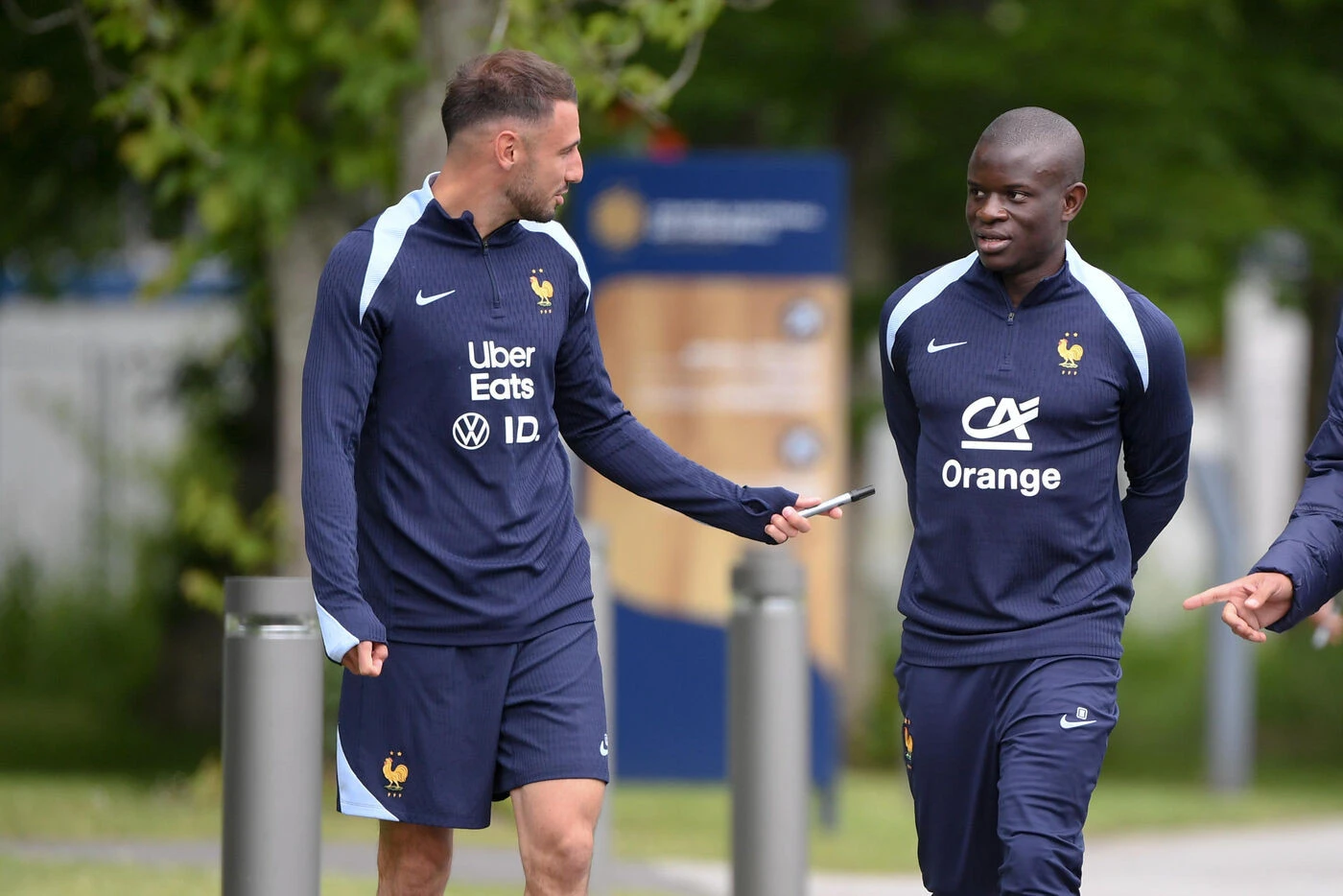 Equipe de France : les absences de Kanté et Clauss sont liées à des choix sportifs