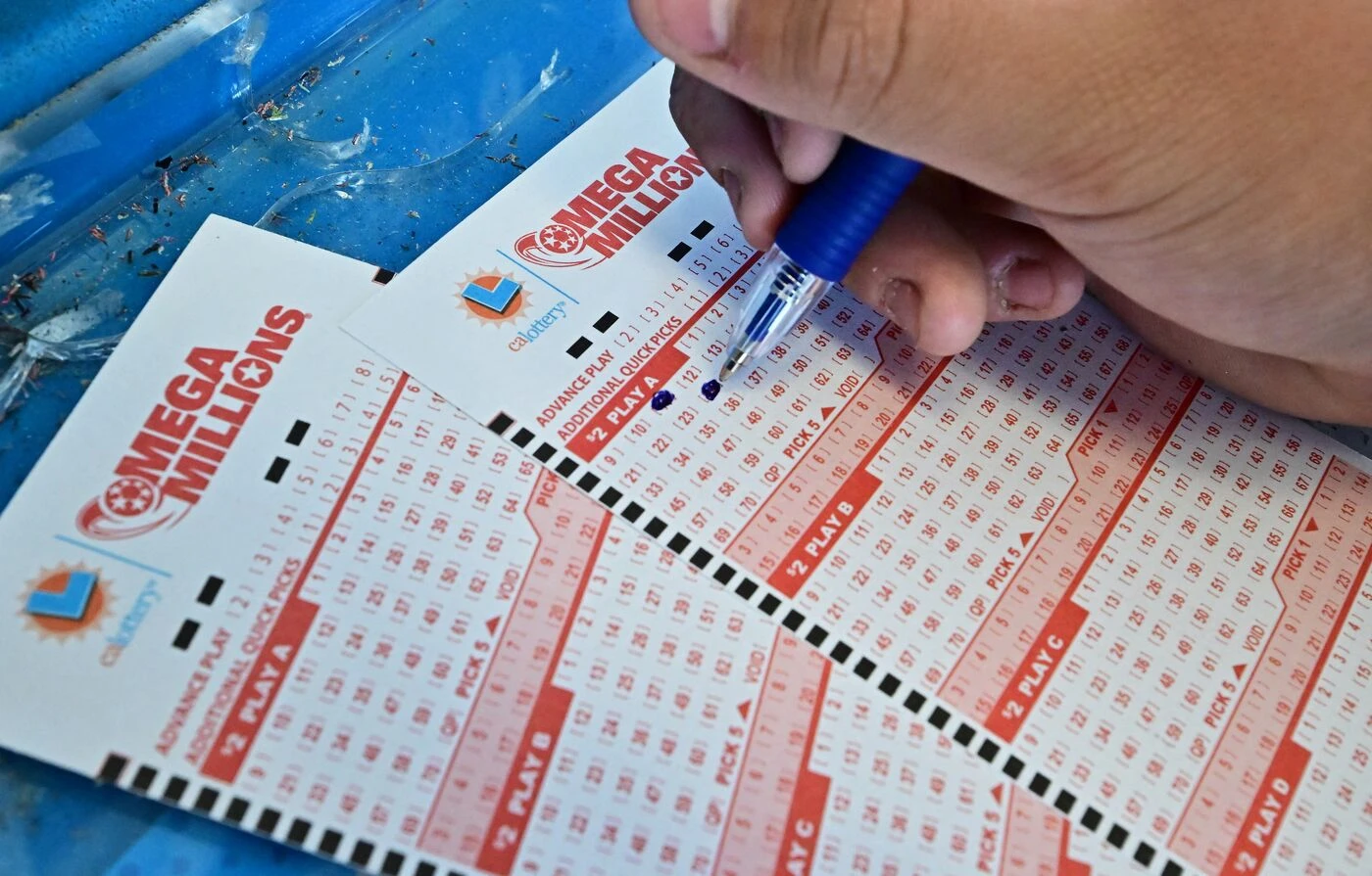 Il a gagné 980 millions de dollars : le vainqueur de la loterie Mega Millions recherché aux États-Unis