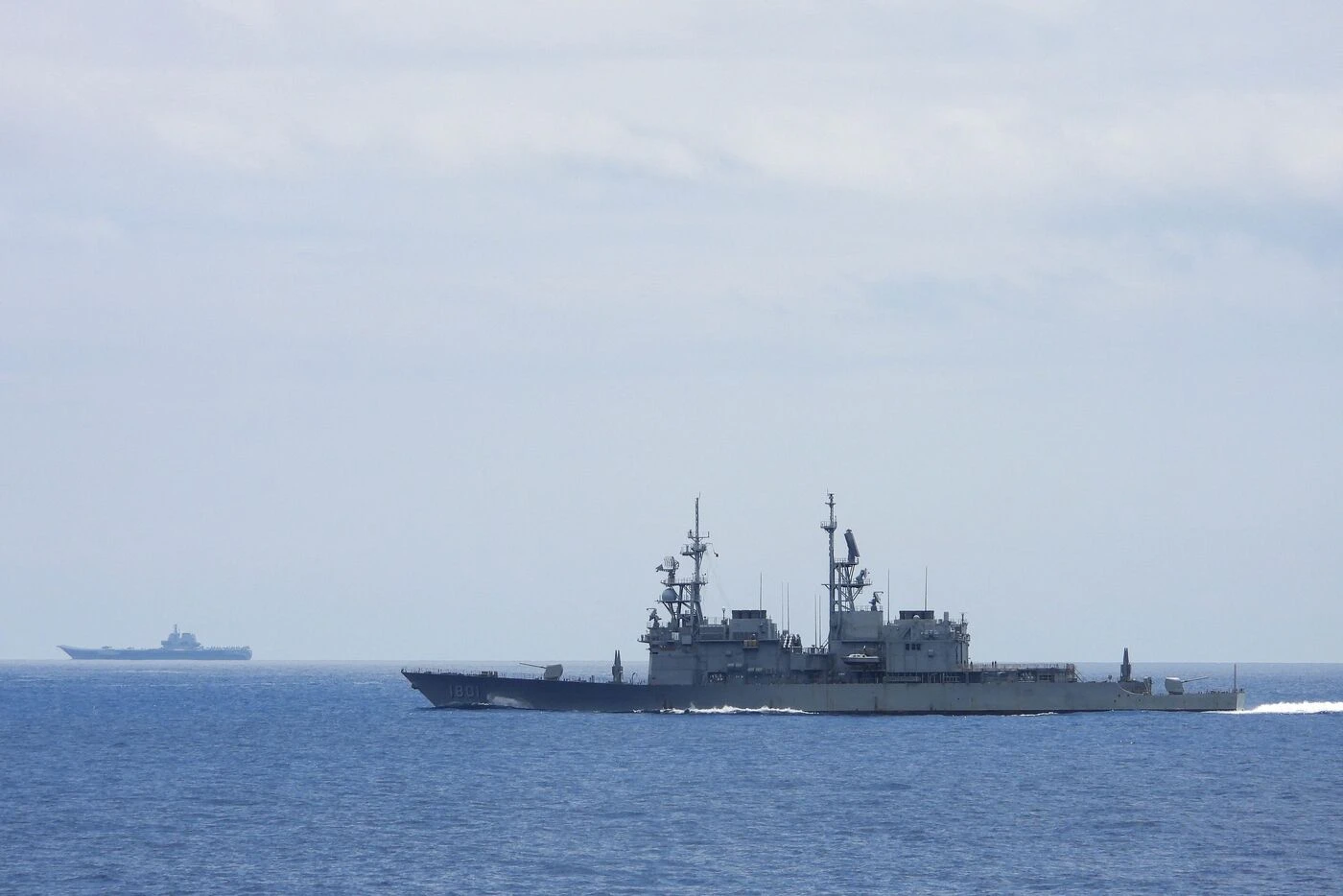 « Une grande première » : les porte-avions chinois Shandong et Liaoning aperçus en opération dans le Pacifique, le Japon inquiet
