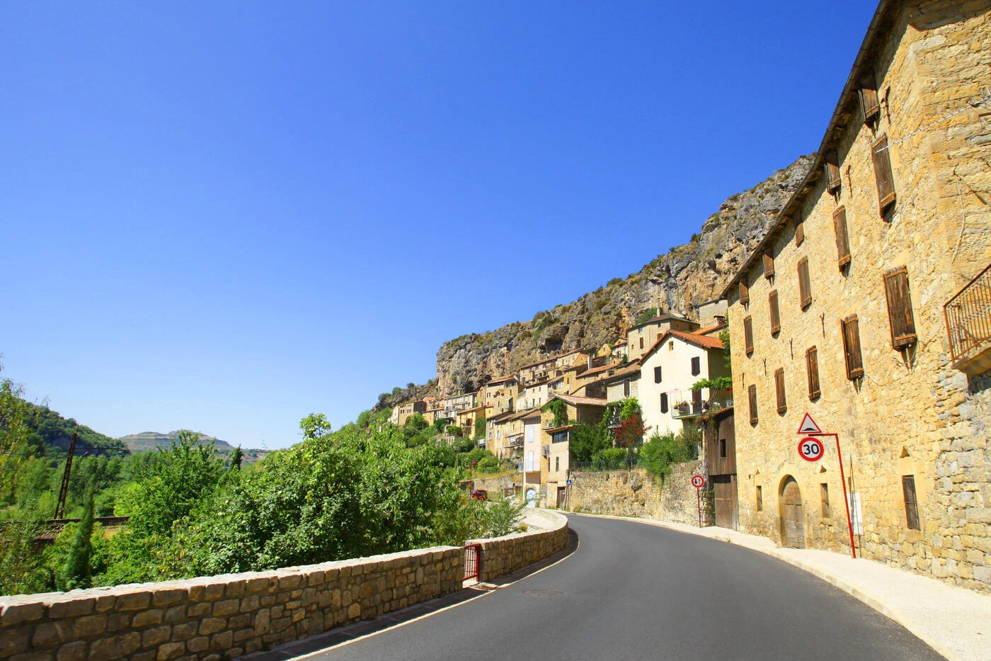 Nouveau sponsor du Tour de France, Airbnb est en selle pour conquérir les petites villes