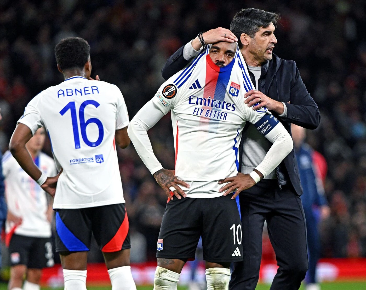 « On s’est peut-être dit que c’était fini » : l’OL n’en revient pas de ce qu’il lui est arrivé à Manchester