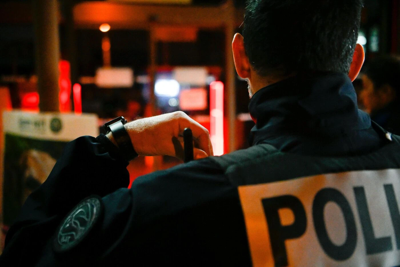 Faux PV à Suresnes : interdiction définitive d’exercer et quatre ans de prison avec sursis requis contre le policier