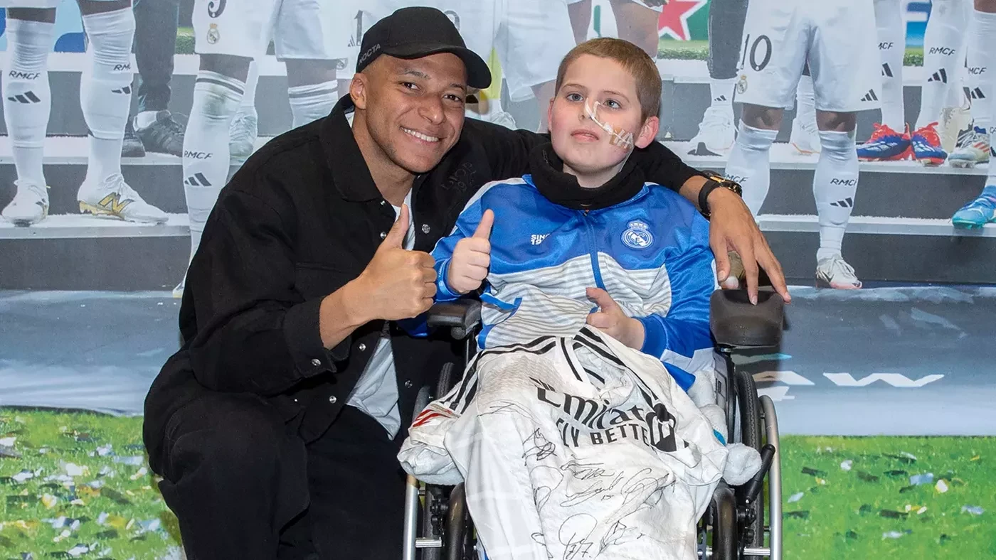 « Kylian, tu es bien plus qu’un joueur de foot » : la maman d’un enfant décédé d’un cancer rend hommage à Mbappé