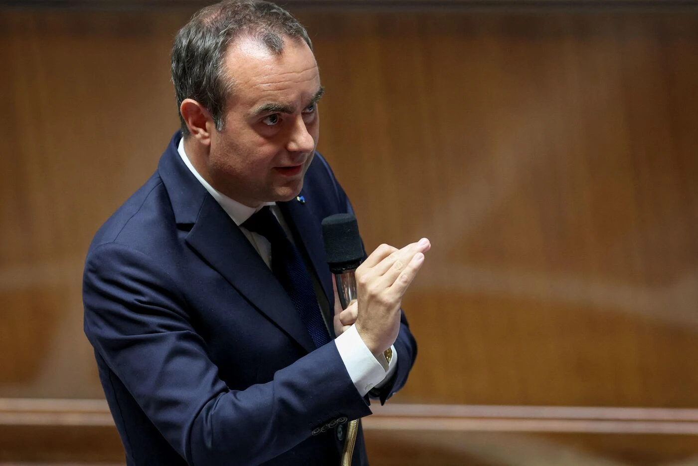 Violences après le sacre du PSG : Sébastien Lecornu explore la piste des prestations sociales pour financer les réparations
