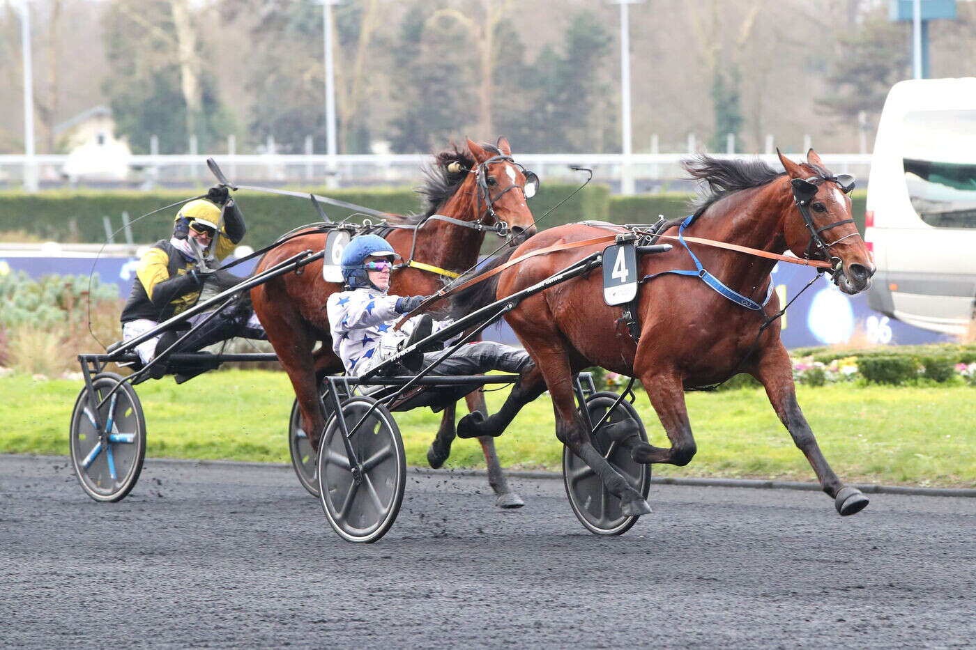 Arrivée du quinté du dimanche 9 février à Paris-Vincennes : « Content et soulagé », savourait Romain Derieux après le succès de Go On Boy