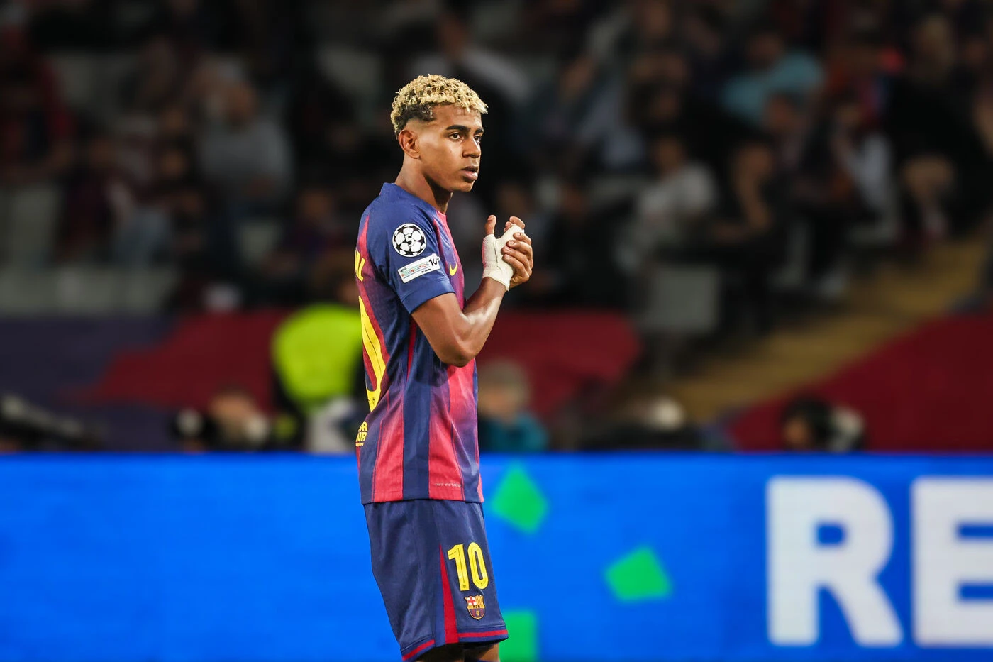 Une légende du Barça estime que Lamine Yamal « méritait » le Ballon d’or
