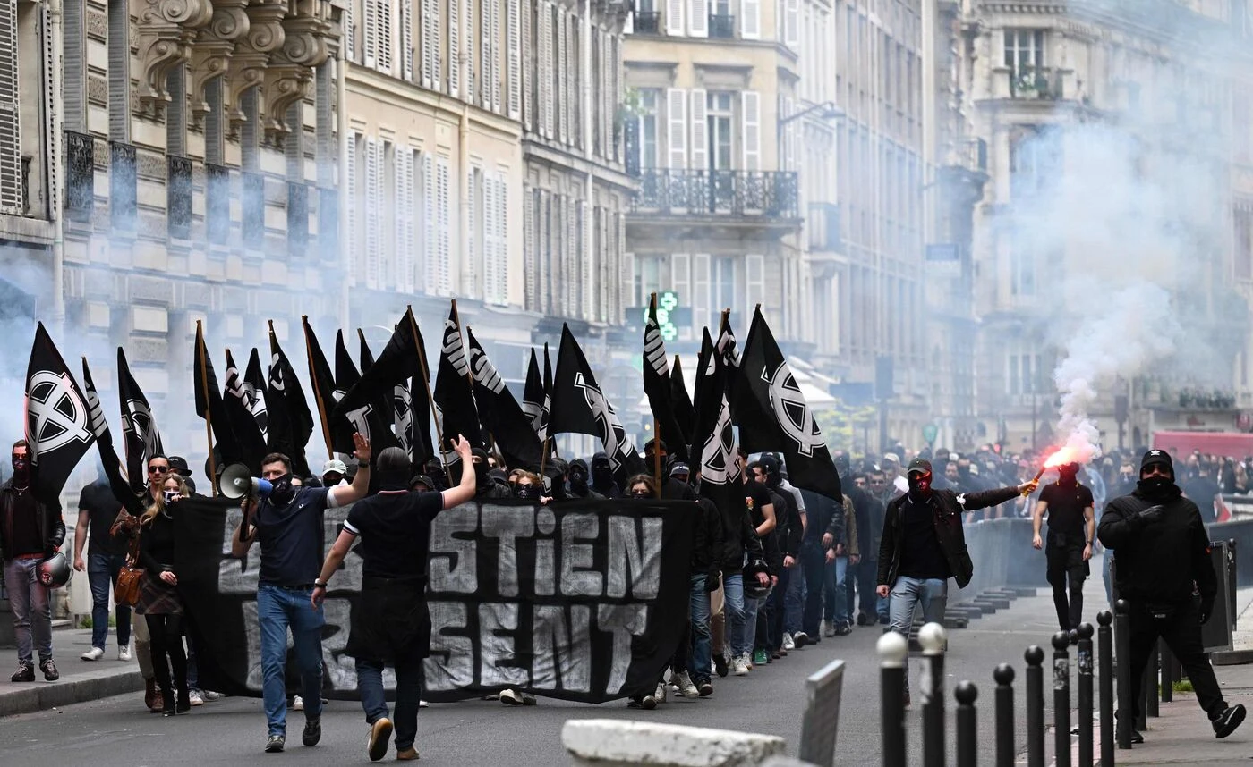 Paris : une manifestation d’un groupe d’extrême droite et un contre-rassemblement en passe d’être interdits