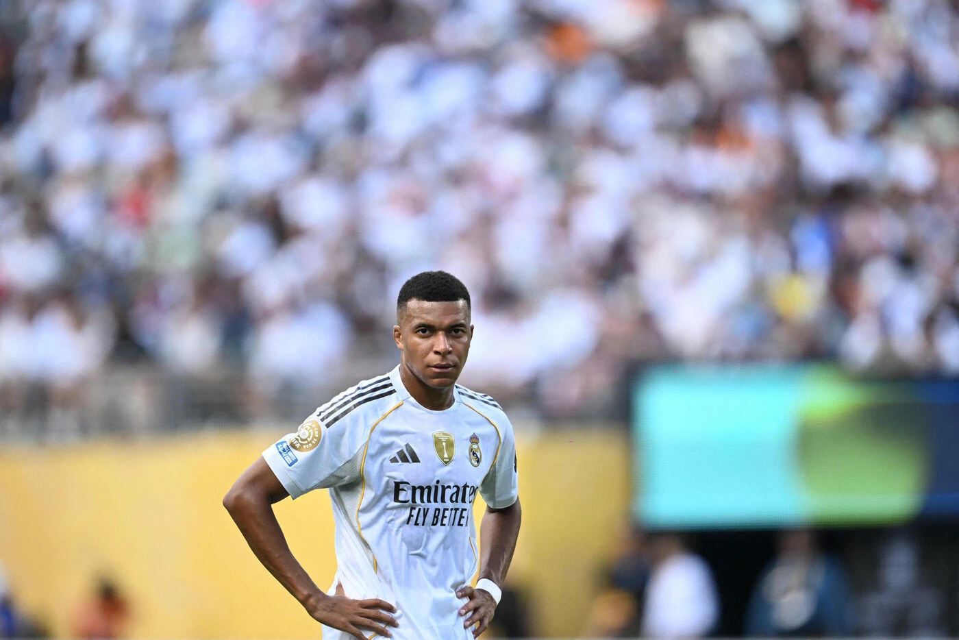 Le Real Madrid officialise le numéro 10 de Kylian Mbappé et attend une forte affluence dans ses boutiques