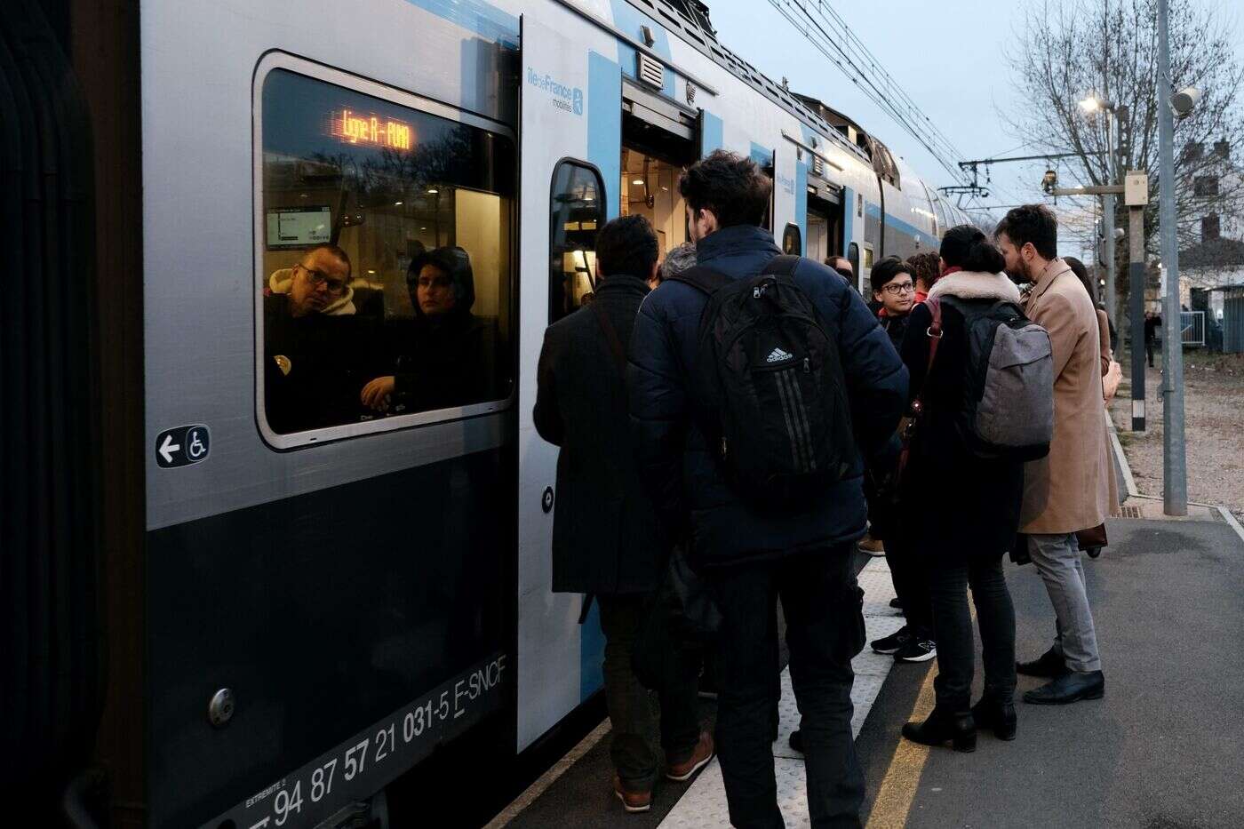 Grève à la SNCF : RER, Transilien… voici les perturbations en Île-de-France ce vendredi, ligne par ligne