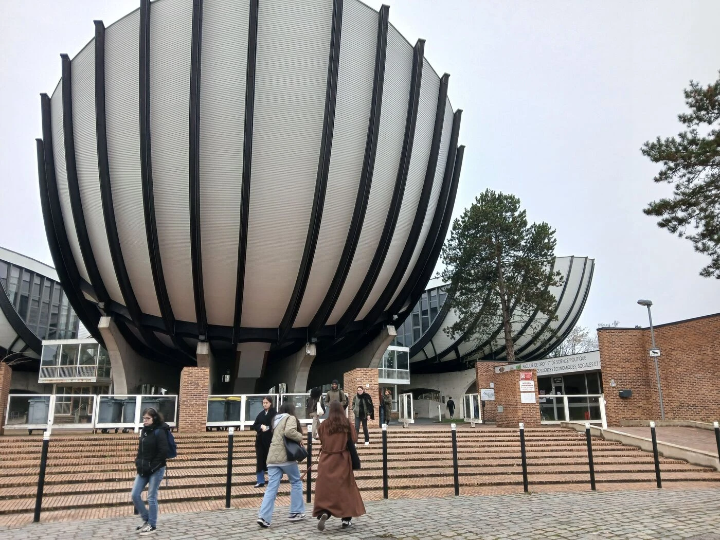 Un congé menstruel étudiant est instauré à l’université de Reims Champagne-Ardenne