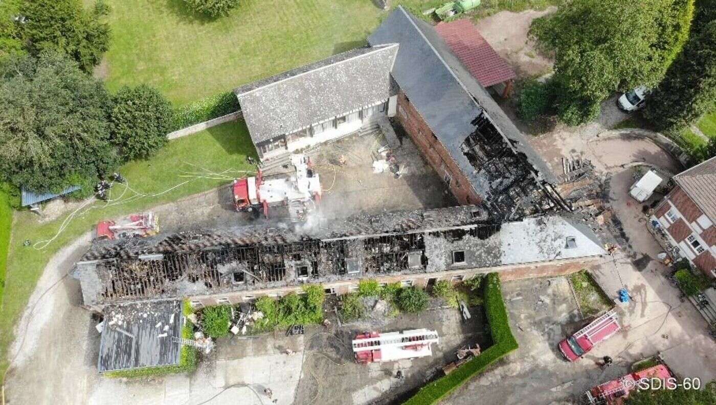 Bâtiment détruit par les flammes dans l’Oise : une bagarre à l’origine de l’incendie