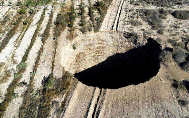 Chili : le mystérieux gouffre de 60 mètres de profondeur dû à des mines de cuivre