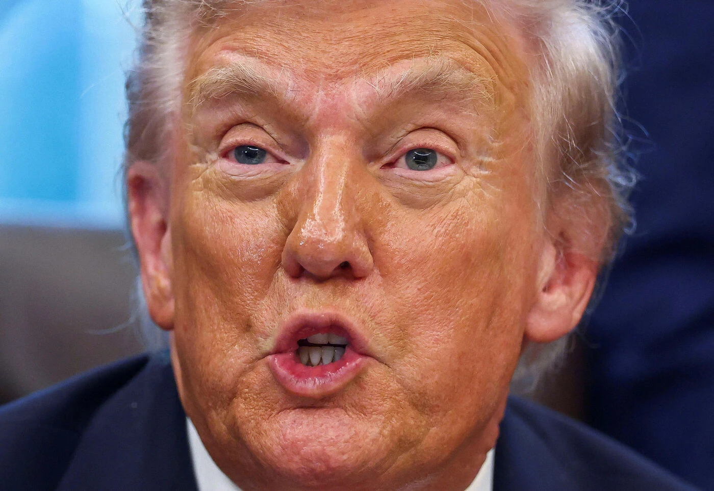 « Étrange de me rétribuer moi-même » : Donald Trump demande au Ministère de la justice de lui verser 230 millions