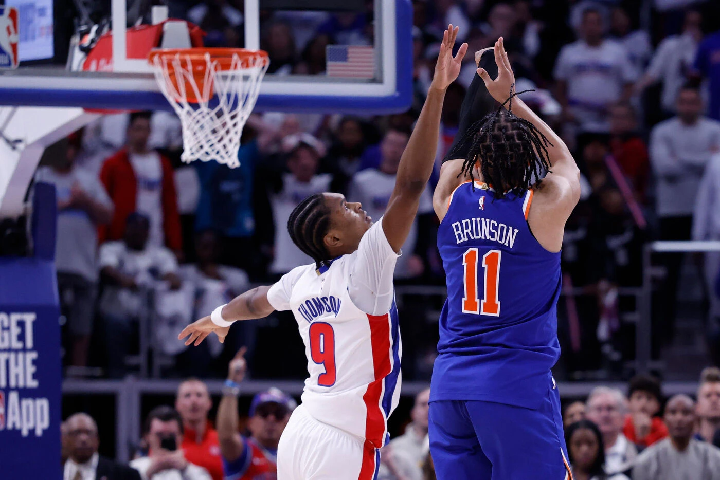 NBA : la vidéo du superbe panier au buzzer de Jalen Brunson après un match de folie pour qualifier les Knicks