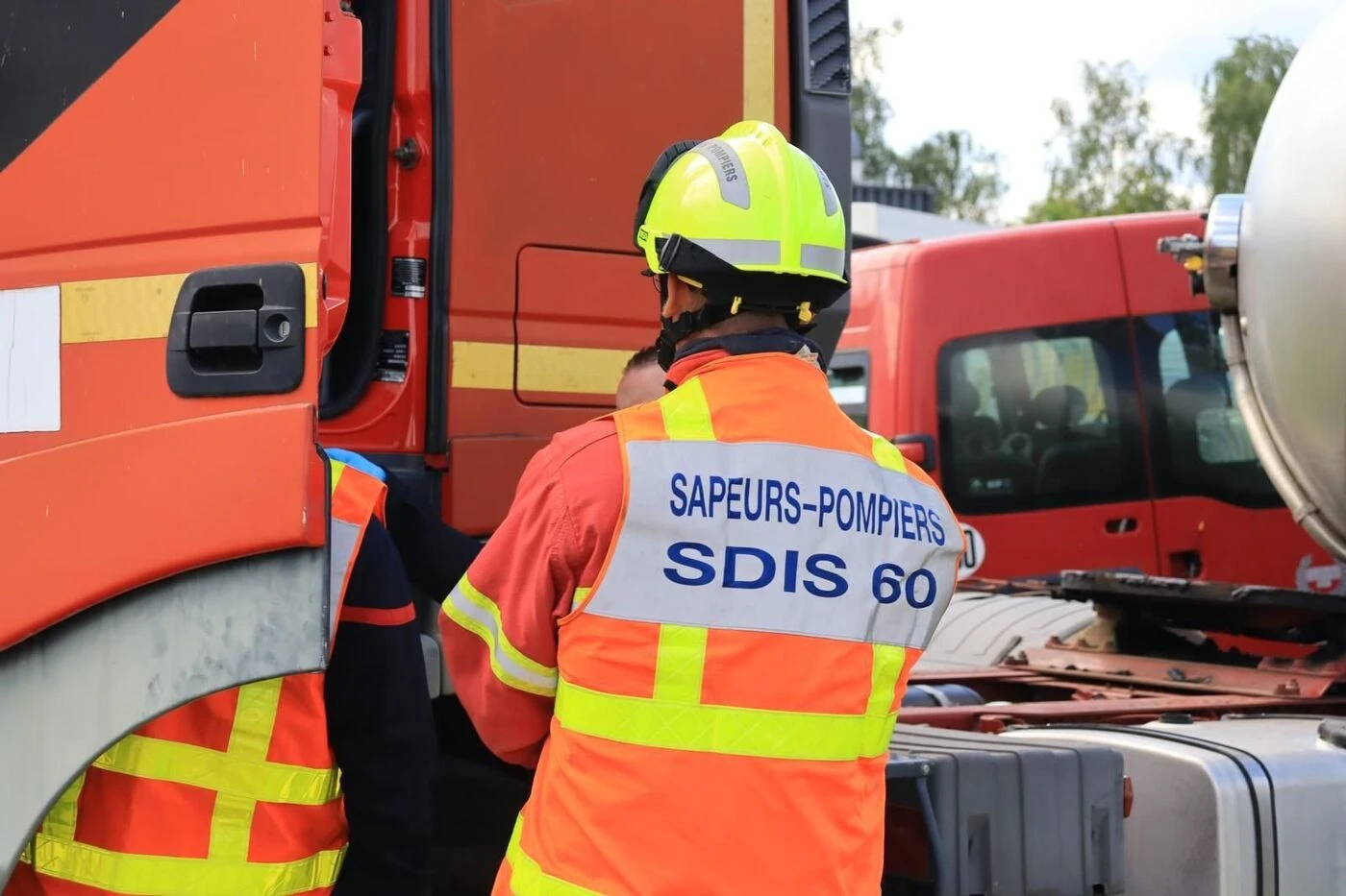 Le syndicat des pompiers volontaires porte plainte contre Sébastien Lecornu pour « excès de pouvoir »