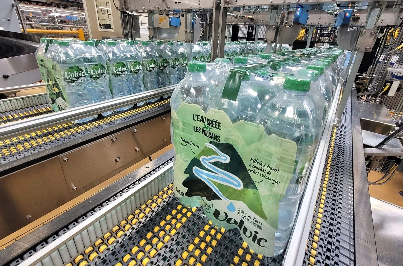 « Le débit des ruisseaux a chuté de 90 % en quarante ans» : l’Etat impose à Volvic une nouvelle baisse des prélèvements d’eau