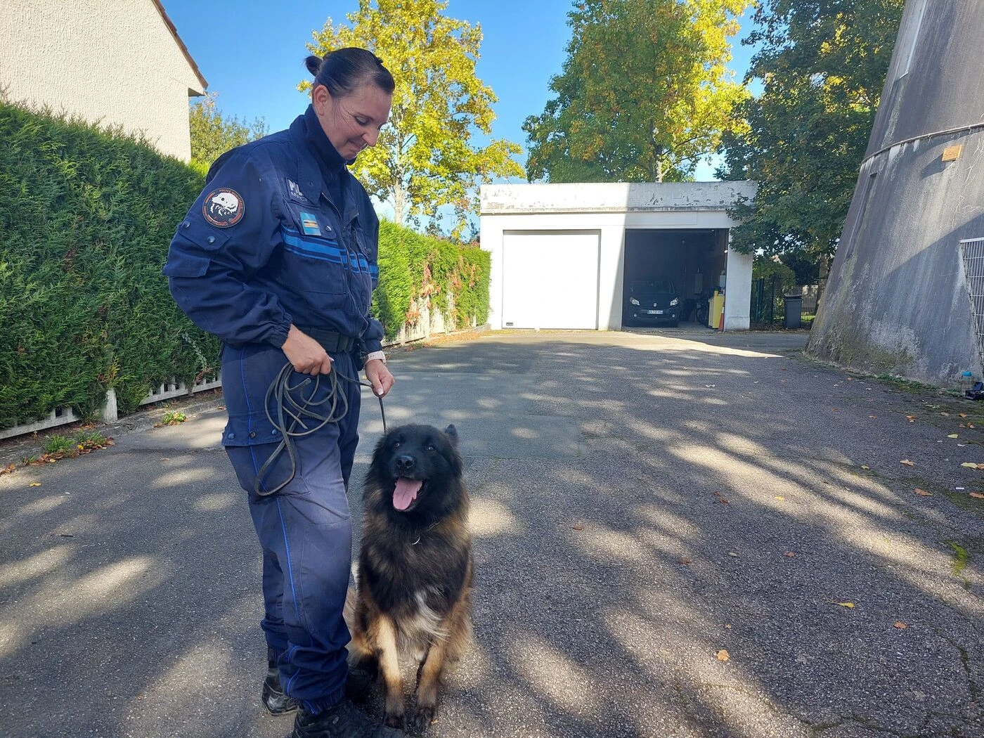 La Verrière : la policière agressée au couteau va être décorée par le préfet