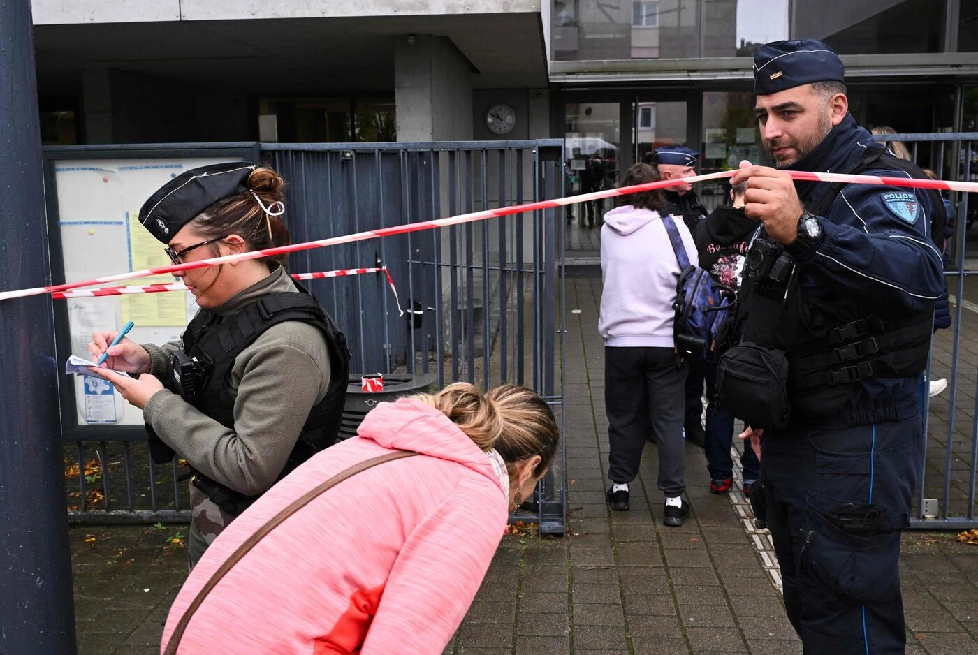 Mineur, placé en foyer, intérêt pour Hitler… Qui est le suspect de l’agression d’une enseignante dans le Bas-Rhin ?