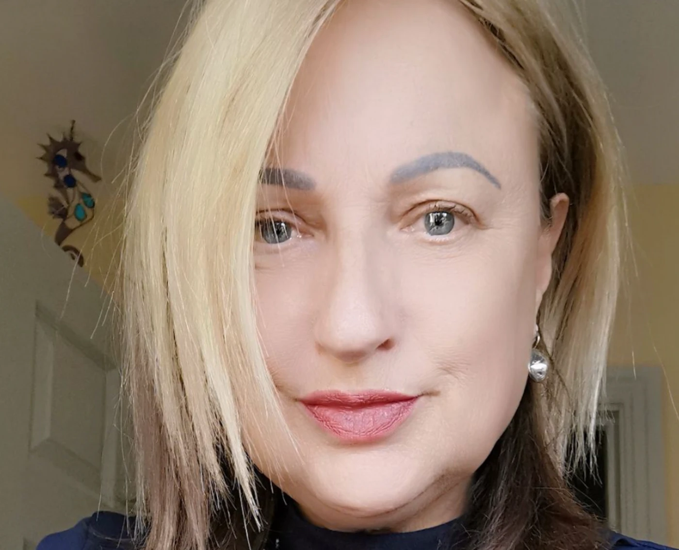 « Ses cendres seront envoyées par la poste » : une mère de famille annonce qu’elle part en vacances, elle a en réalité recours au suicide assisté