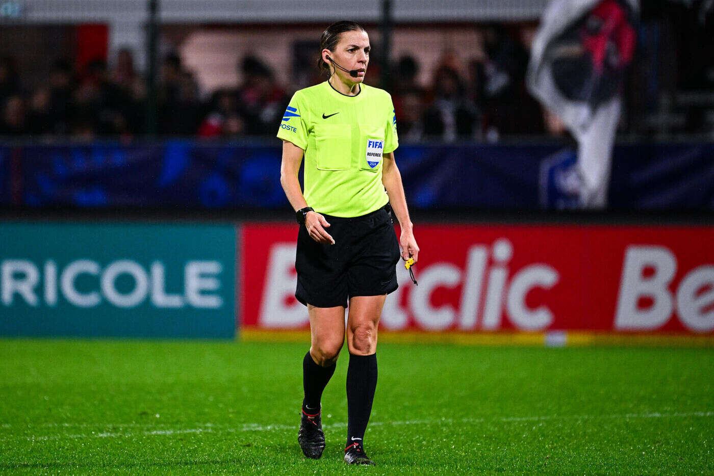 Football : Stéphanie Frappart n’est plus la meilleure arbitre du monde