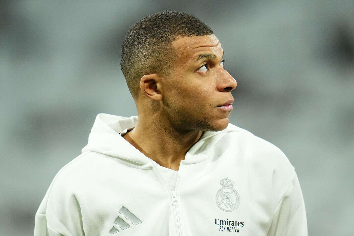 Décès du médecin du FC Barcelone : Kylian Mbappé publie un message d’hommage, forte émotion en Espagne