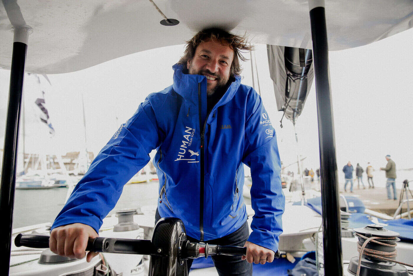 Vendée Globe : un marin pénalisé pour avoir utilisé son moteur et une ancre près d’une île déserte