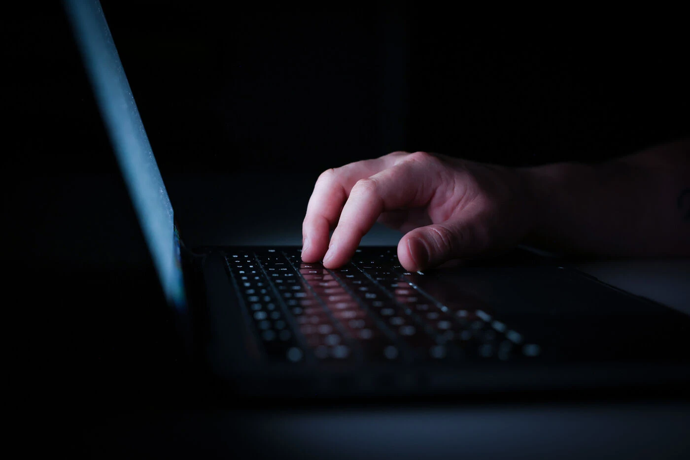 Un outil de « prédiction des meurtres » : le gouvernement britannique développe un système pour identifier les futurs tueurs