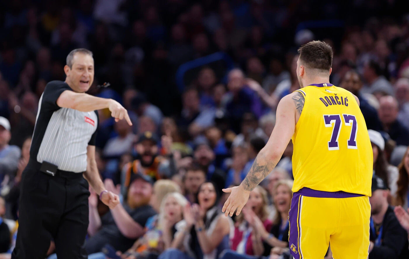 NBA : expulsé pour avoir insulté un arbitre, Luka Doncic affirme qu’il visait un spectateur