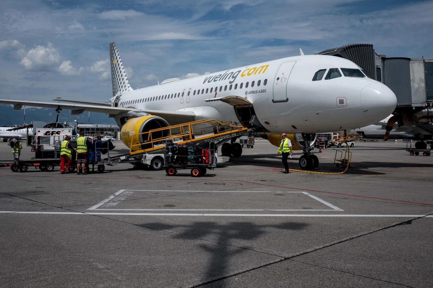 Ados français juifs débarqués d’un vol Vueling Valence-Paris : une plainte déposée pour atteinte à la sécurité aérienne