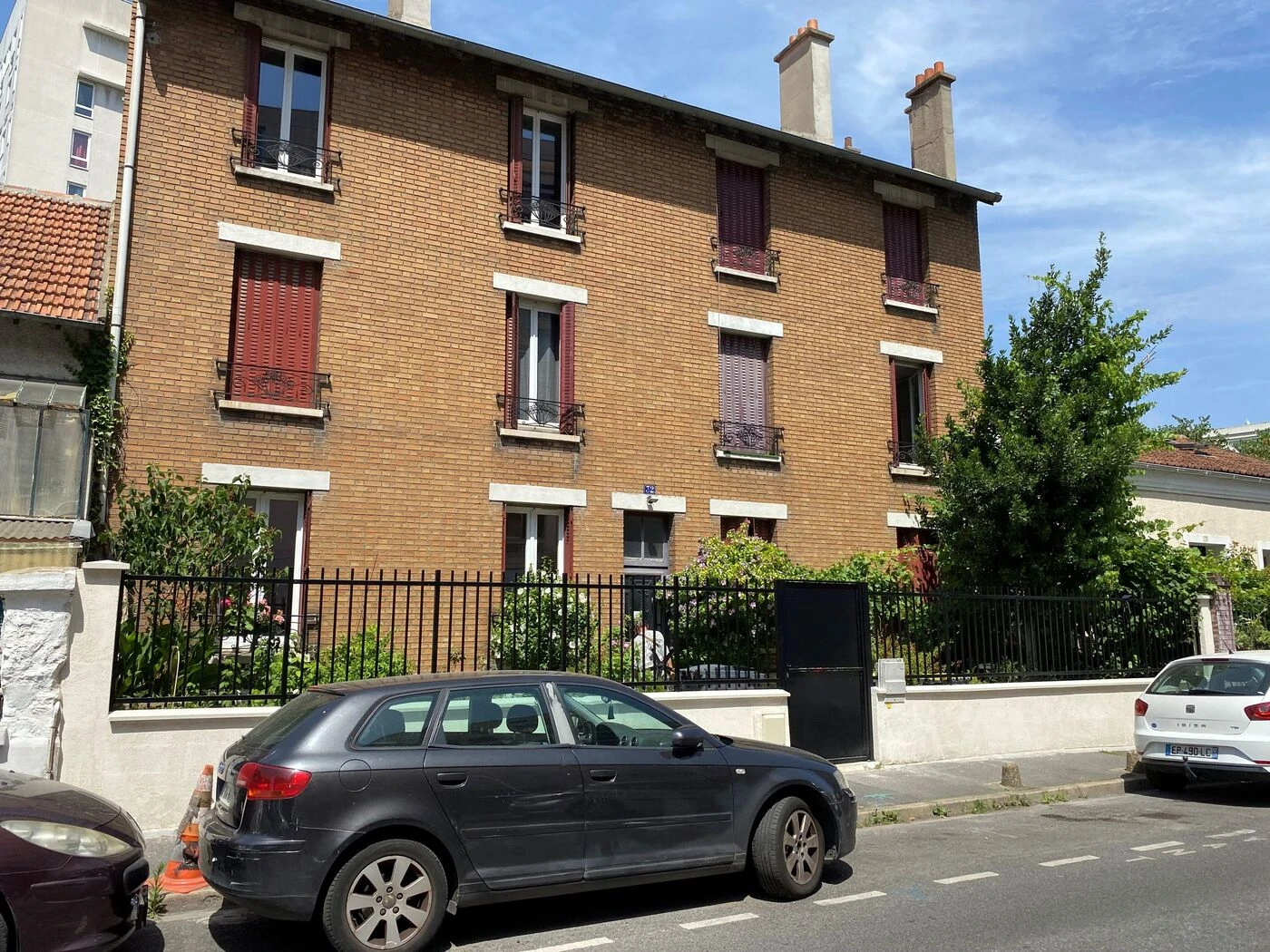 Villeneuve-la-Garenne : cinq hommes placés en garde à vue pour séquestration et proxénétisme