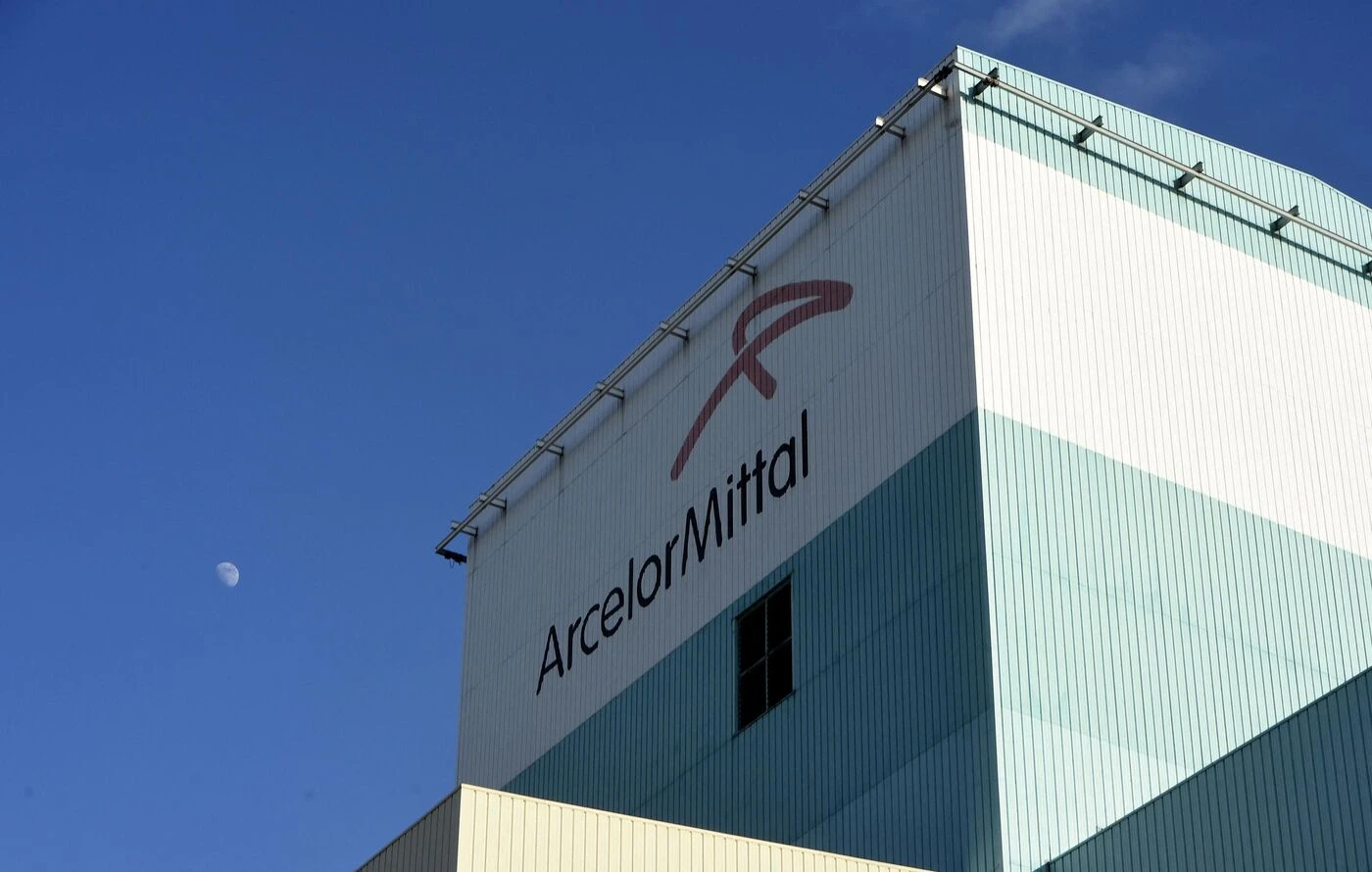 Arcelormittal : lors d’une manifestation à Dunkerque, des figures de gauche réclament de placer l‘usine « sous tutelle de l’État »