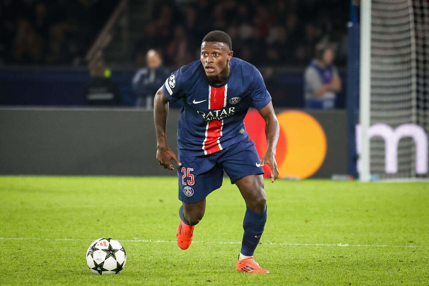 PSG-Toulouse : le point médical avec Mendes et Mayulu touchés, Ramos de retour pour l’entraînement collectif