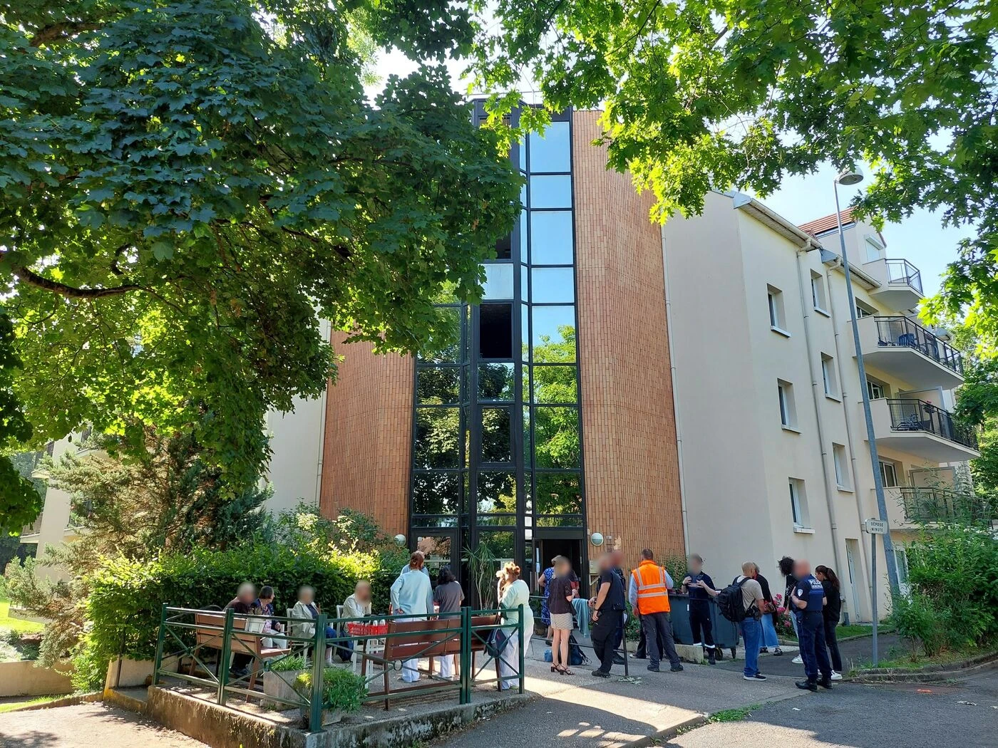 Un homme de 90 ans en urgence absolue après un incendie dans une maison de retraite à Orsay