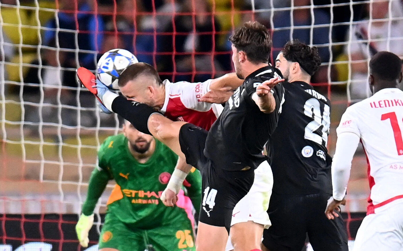Monaco-Manchester City (2-2) : un pénalty d’Éric Dier sauve les Monégasques malgré un doublé d’Haaland