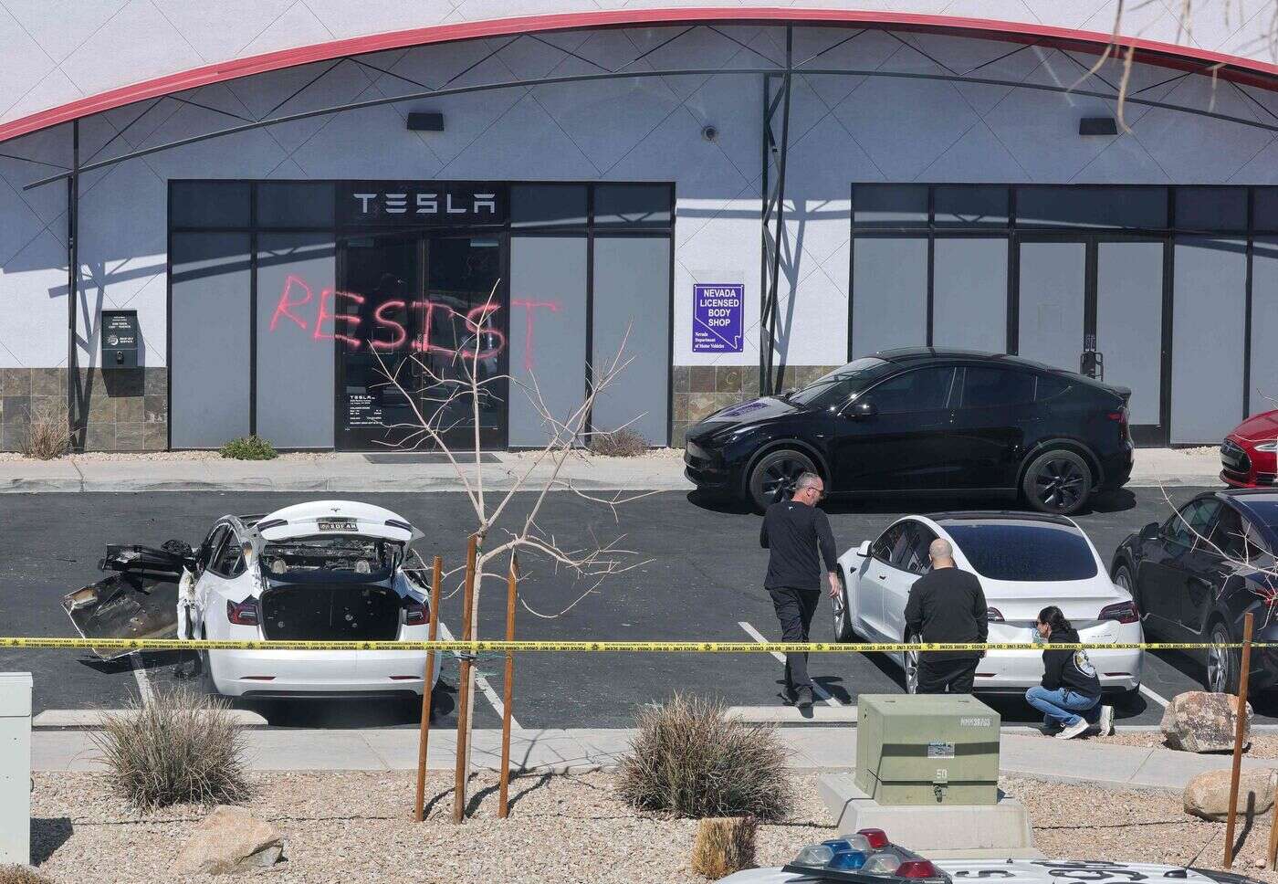 Voitures Tesla dégradées : la ministre américaine de la Justice dénonce des actes de « terrorisme intérieur »