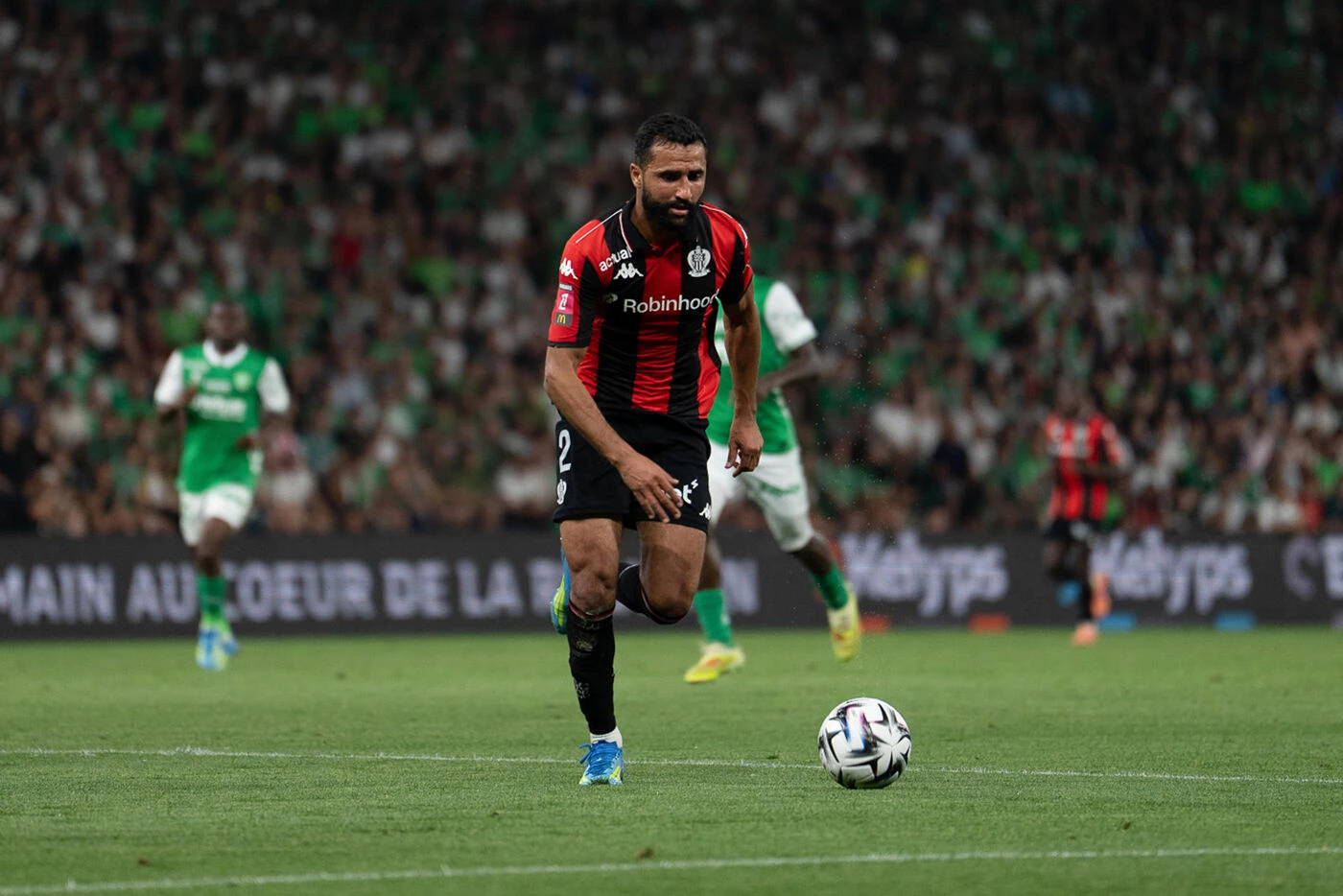 « Il est déterminé à revenir soutenir le groupe » : Nice sort du silence pour Ali Abdi, le Tunisien présent contre Saint-Étienne ?