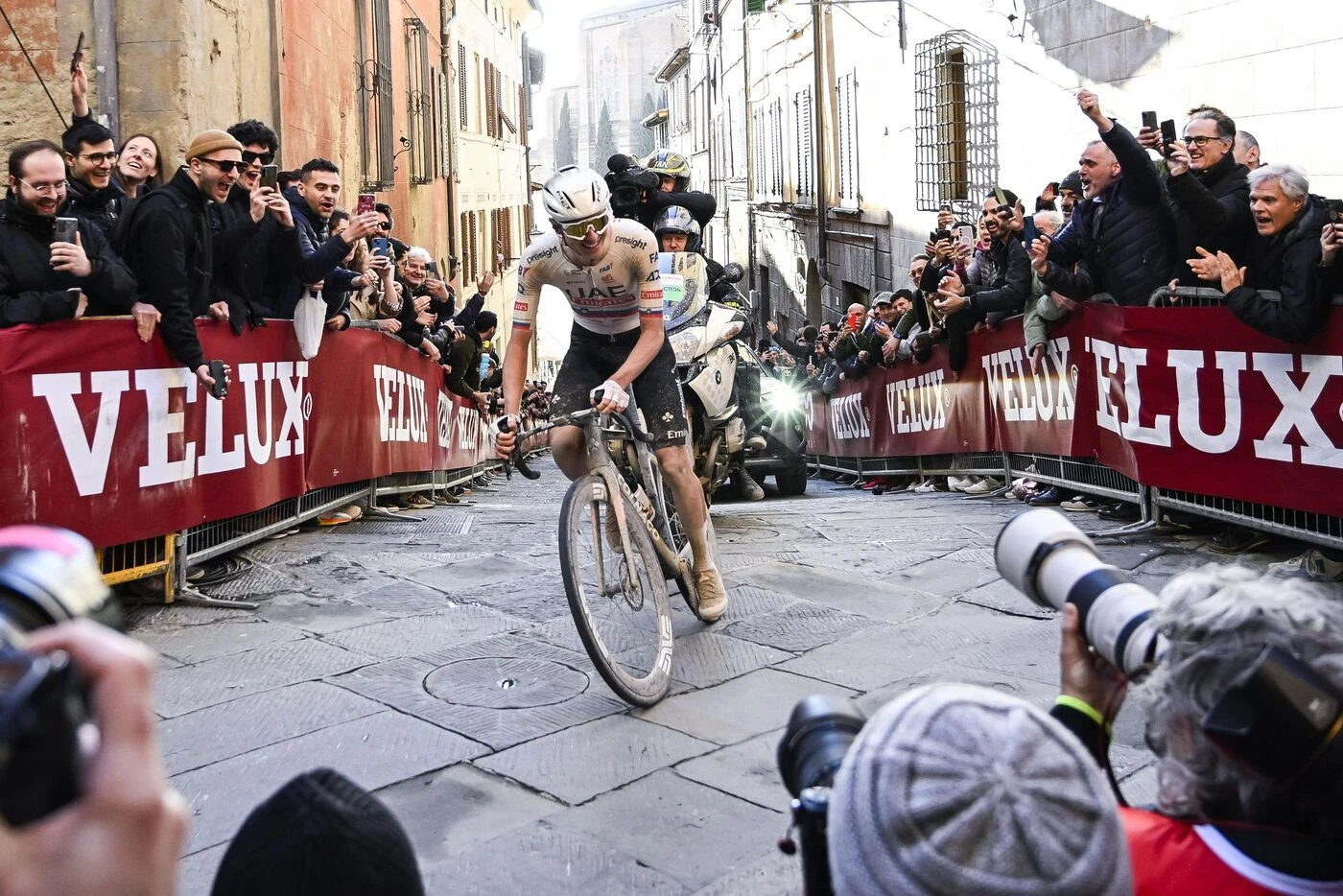 Strade Bianche 2025 : à quelle heure et sur quelle chaîne TV voir les courses femmes et hommes avec Pogacar ?