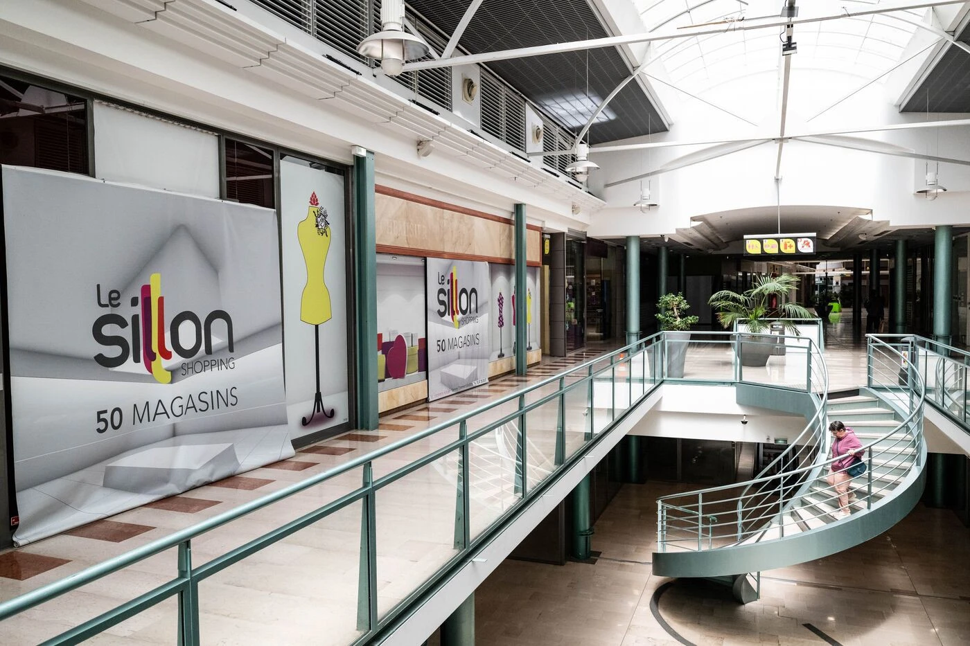 «Sur les 50 surfaces commerciales, on est 6 encore ouverts» : l’agonie d’un centre commercial près de Nantes