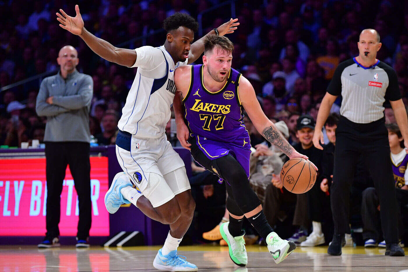 NBA : étincelant, Doncic porte les Lakers et prend une revanche éclatante sur Dallas