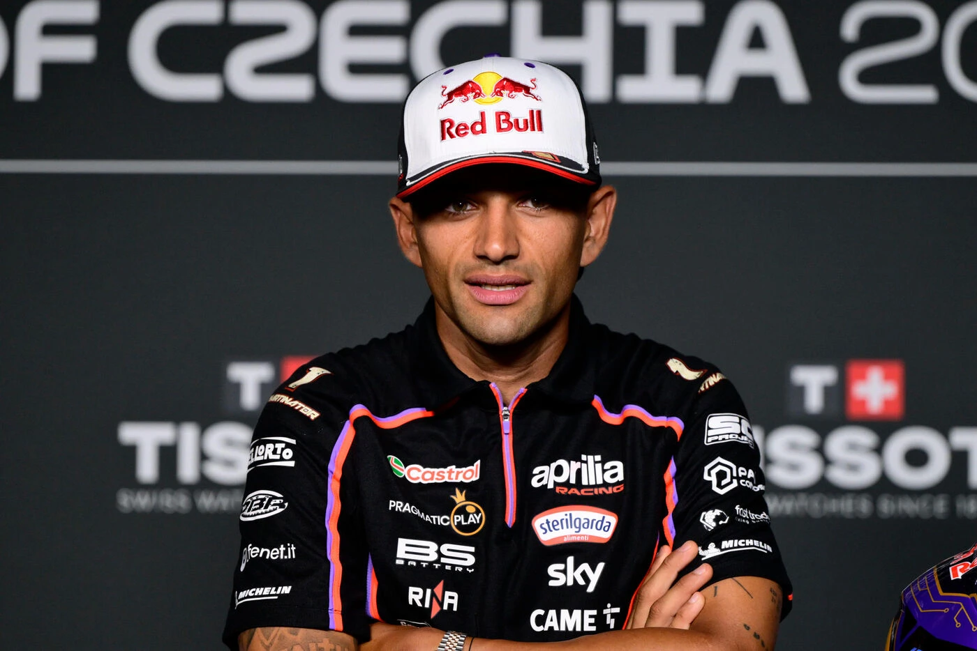 MotoGP : le champion du monde Jorge Martin annonce qu’il restera chez Aprilia en 2026