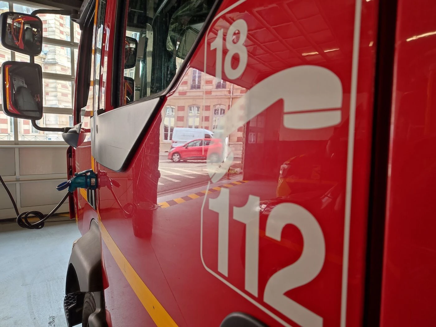 Un pompier en vacances s’improvise cracheur de feu : il est grièvement blessé par le retour de flammes