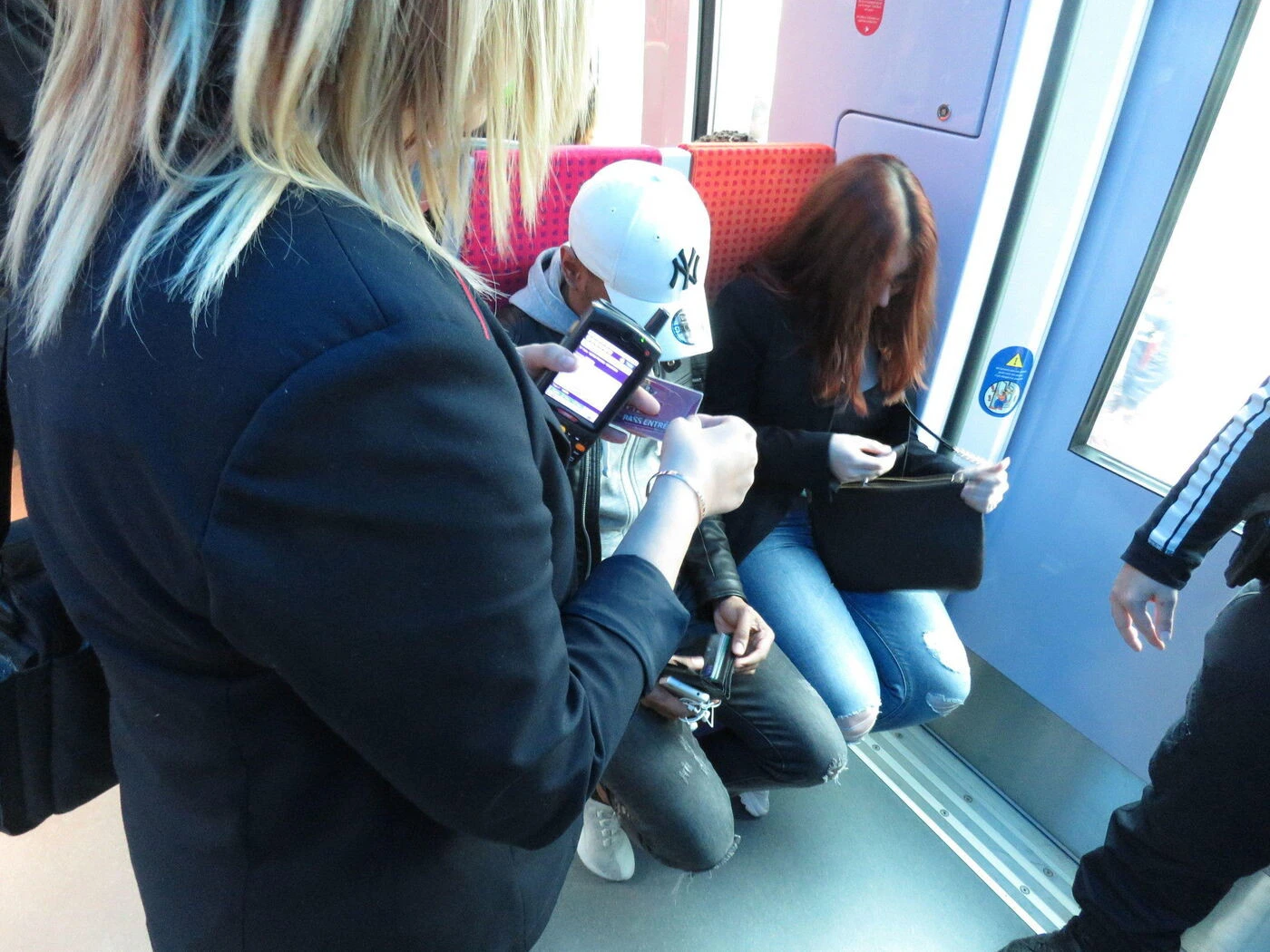 Seine-et-Marne : une contrôleuse SNCF agressée, le TGV arrêté à Marolles-sur-Seine