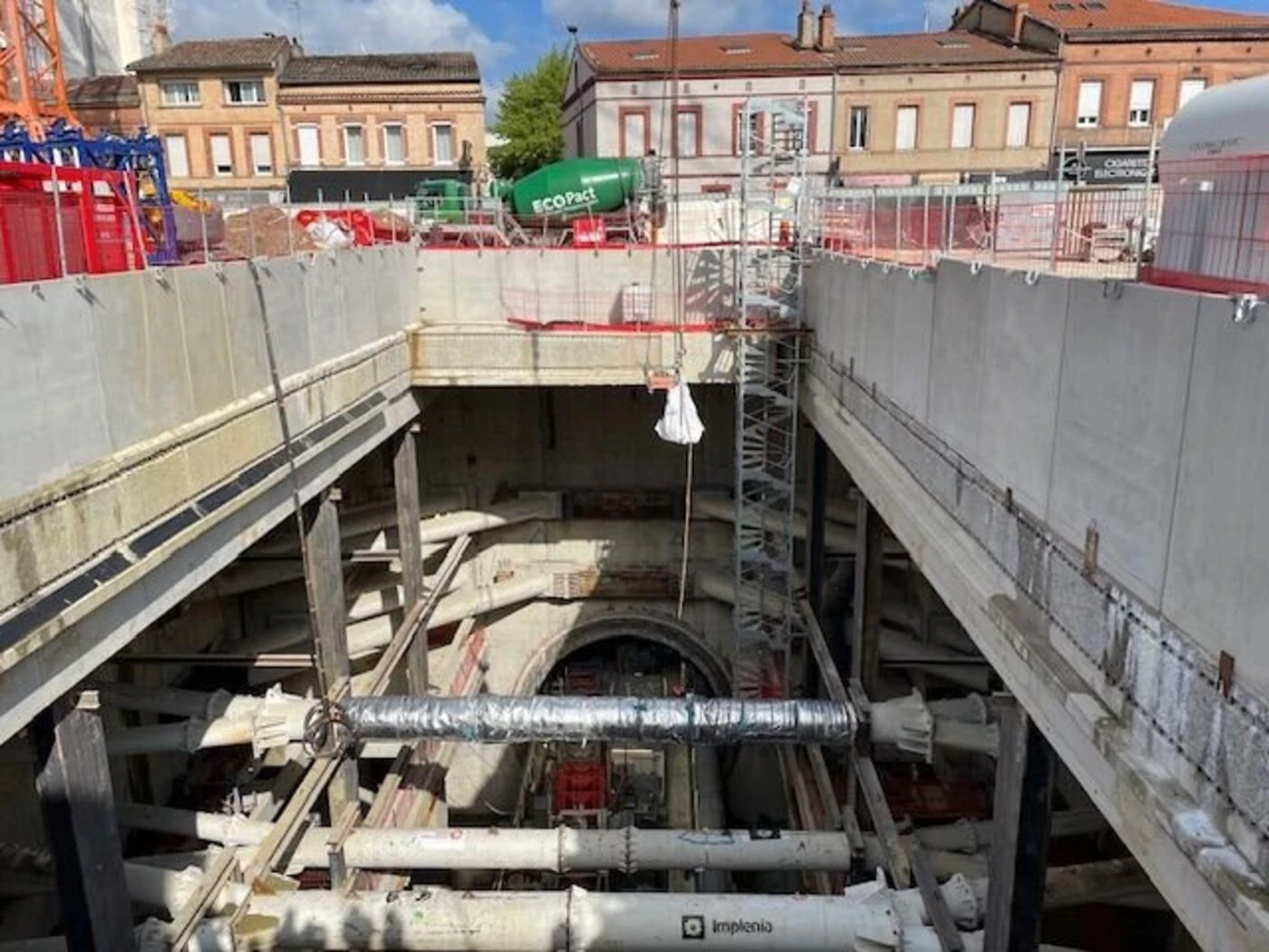 «Le sol a un peu bougé» : trois maisons fissurées par le passage du tunnelier sur les 1 200 bâtiments surveillés à Toulouse