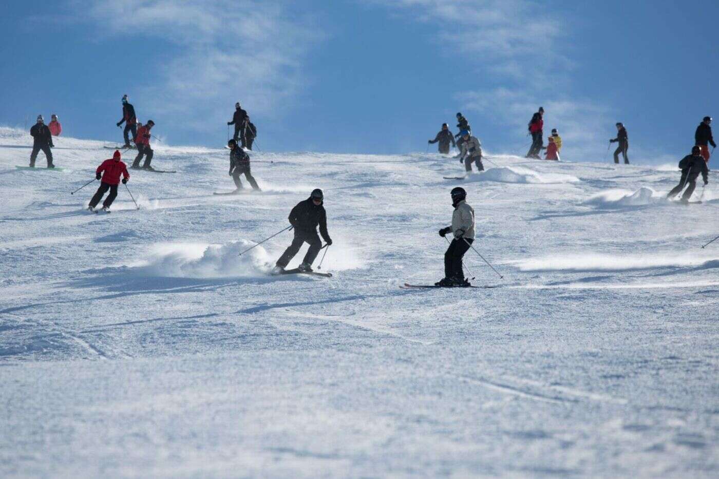 Un père de famille de l’Hérault meurt dans un accident de ski dans les Alpes, les secours peinent à récupérer son corps