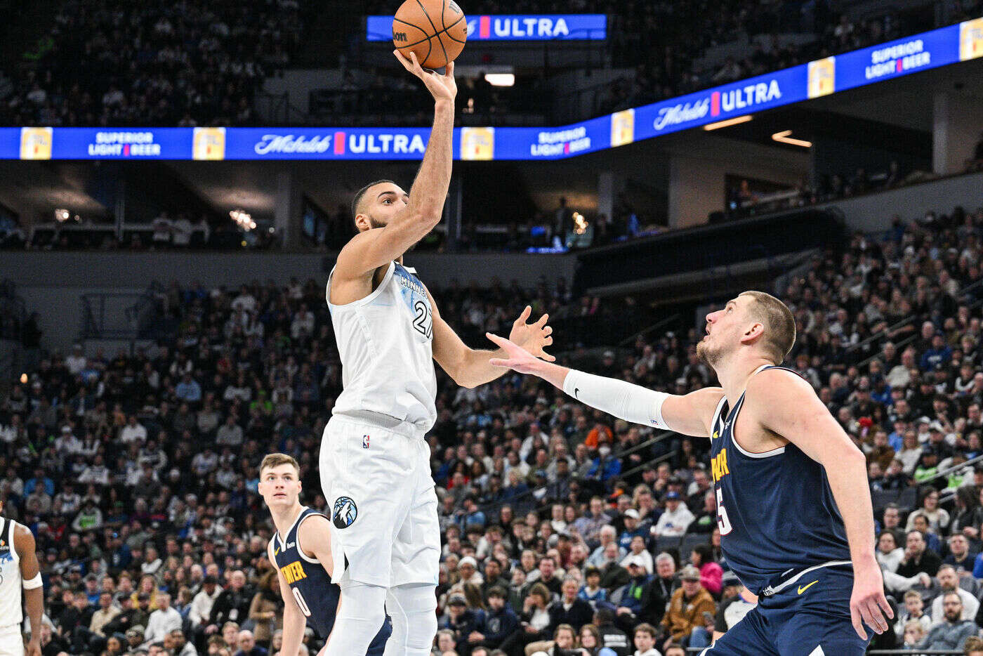 Basket : Gobert rebondit, Diabaté se démarque, Coulibaly dunke… la belle nuit des Bleus en NBA